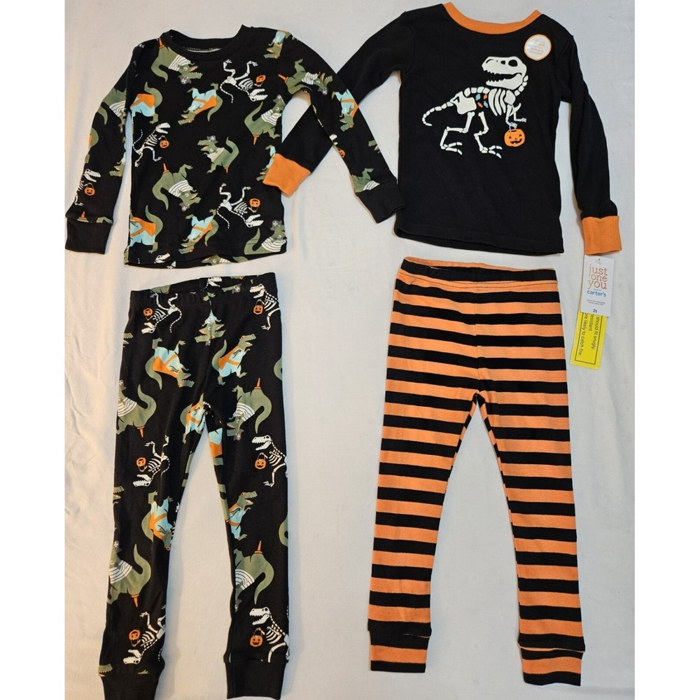Carter‎ Two Piece Long Sleeve Glow in Dark Dinosaur Cotton 2T Halloween Pajamas
